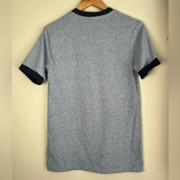 Walt Disney World Mickey Mouse T-Shirt Men’s 16.5” PTP - Picture 3 of 4